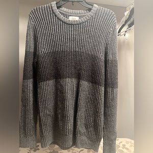 Men’s H&M sweater. Size Medium.